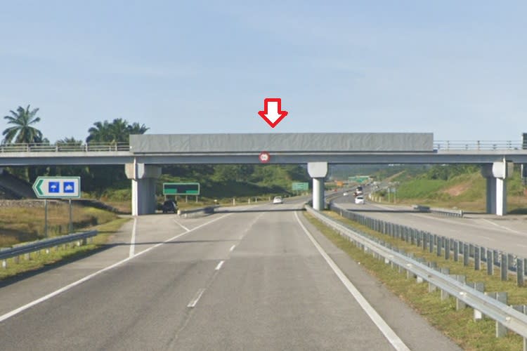 East Coast Expressway KM 329.3, Kerteh, Terengganu