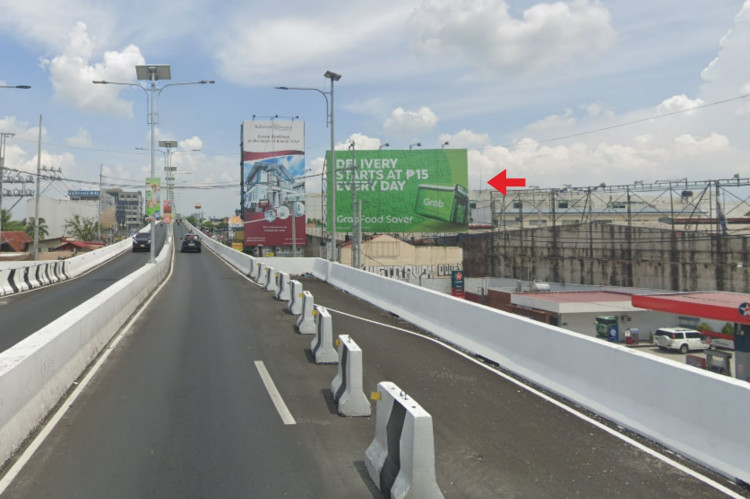 Horizontal Rooftop Billboard at Molino Road cor. Daang-hari Road, Brgy. Molino 4, Bacoor, Cavite (Near SM Molino and Vista Mall)