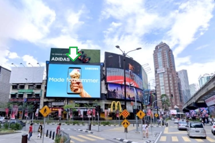 1 Panel Horizontal Digital Screen Billboard at Golden Triangle, Bukit Bintang, Kuala Lumpur (above McD Bukit Bintang)