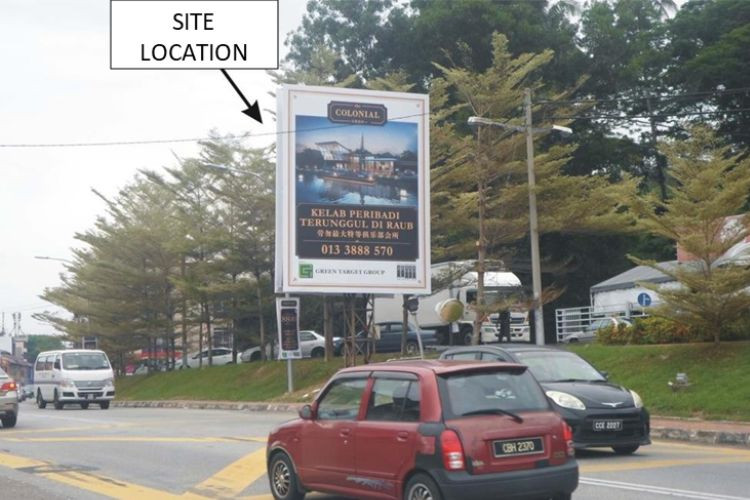 Jalan Tun Razak, Raub, Pahang (opposite PDRM Raub)