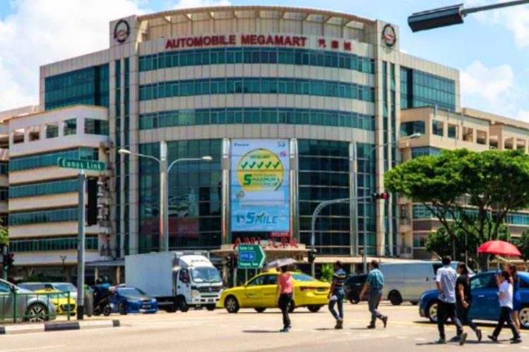 1 Panel Vertical Graphic Display Billboard at Ubi Ave 2 / Eunos Link, Geylang, Central Region (attached to Automobile Megamart)
