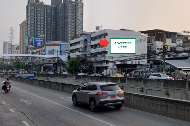 Ratchadaphisek Road near Suthisan Intersection, Huai Khwang, Bangkok