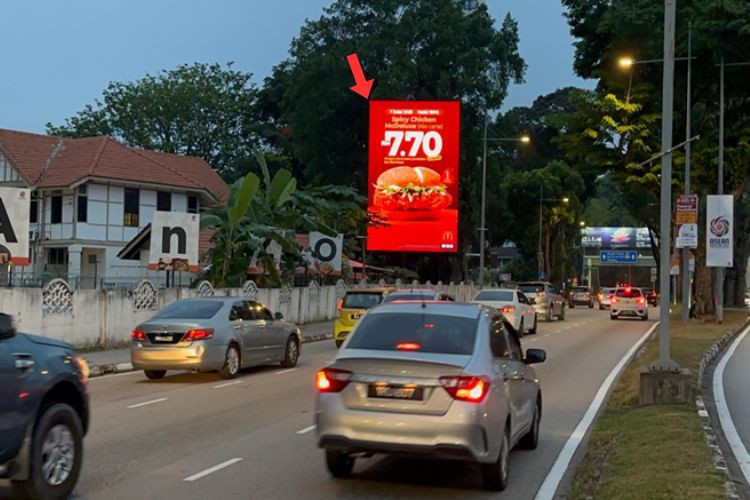 1 Panel Vertical Digital Screen Billboard at Jalan Masjid Negeri, Jelutong, Penang (next to Penang Digital Library)