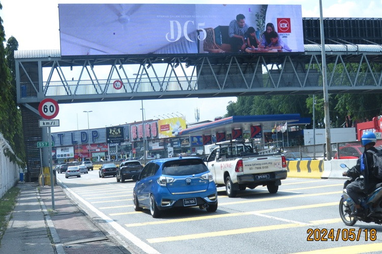 1 Panel Digital Overhead Bridge Billboard at LDP Highway KM15.7, Petaling Jaya, Selangor (from Western Digital)