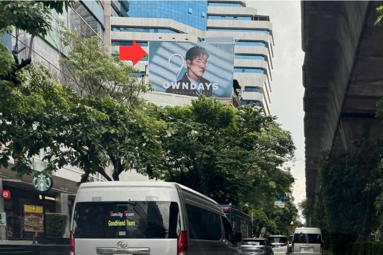 1 Panel Horizontal Classic Billboard Billboard at Sukhumvit Soi 33, Bangkok, Khlong Toei, Bangkok (opposite Emsphere)