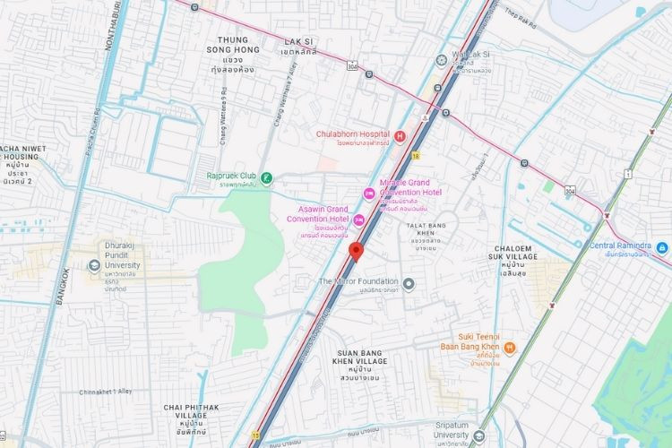 SIrat Expressway, Bangkok, Phaya Thai, Bangkok In front of the Chatuchak - Ratchavipha District Office (Vibhavadi Tollway)