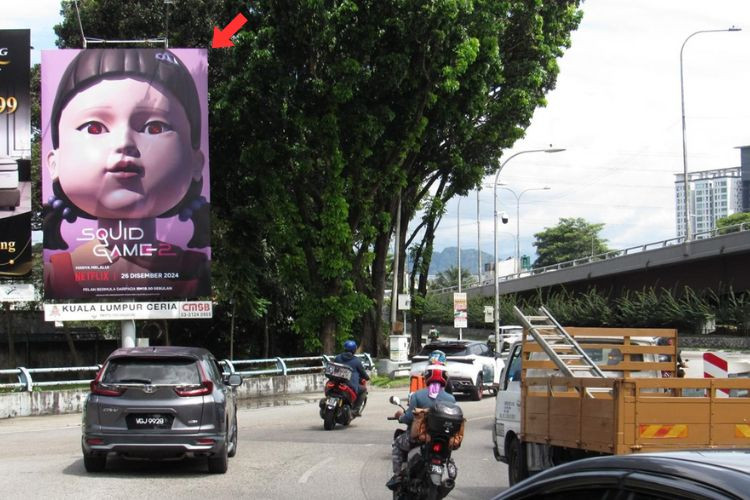 Vertical Minipole Billboard at Bulatan Kepong / Jalan Kepong, Kuala Lumpur