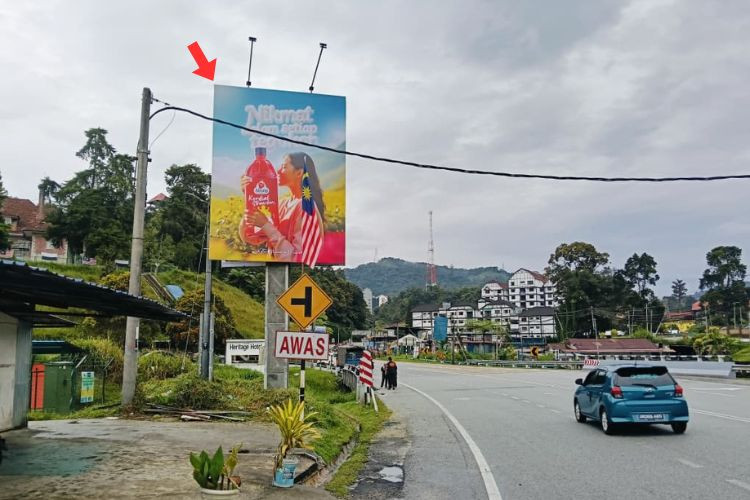 1 Sided Vertical Minipole Billboard at Tanah Rata, Cameron Highlands, Pahang (A)