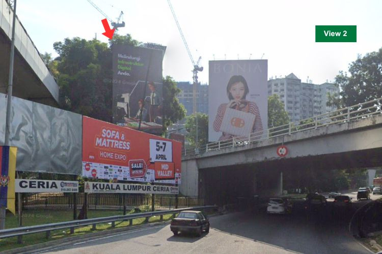 Vertical Digital Screen Billboard at Federal Highway / Jalan Syed Putra, Kuala Lumpur (exit to Mid Valley / East West Link)