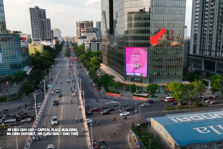 Vertical Digital Screen Billboard at 29 Lieu Giai, Ba Dinh District, Ha Noi City (Capital Place Building)