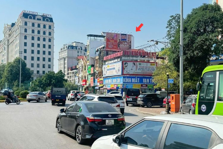 1 Panel Horizontal Wall-mounted Pano Billboard at 02 Ly Thai To, Vo Cuong, Bac Ninh