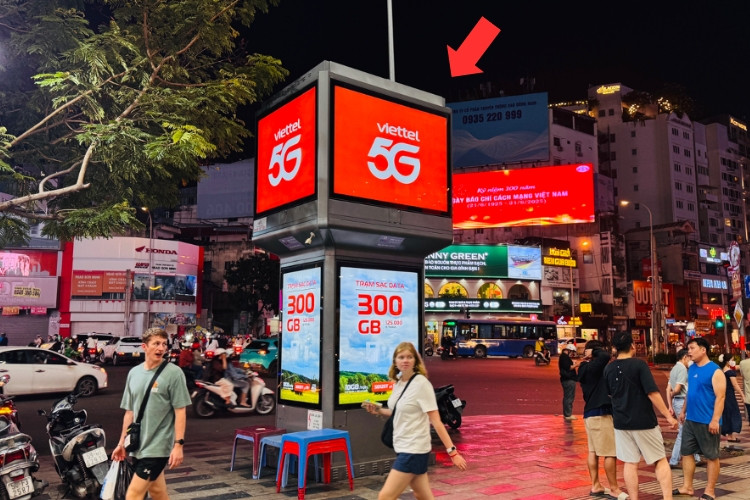 8 Sided Vertical E-tower Panel Billboard at Phu Dong Roundabout, Ben Thanh Ward, Ho Chi Minh City