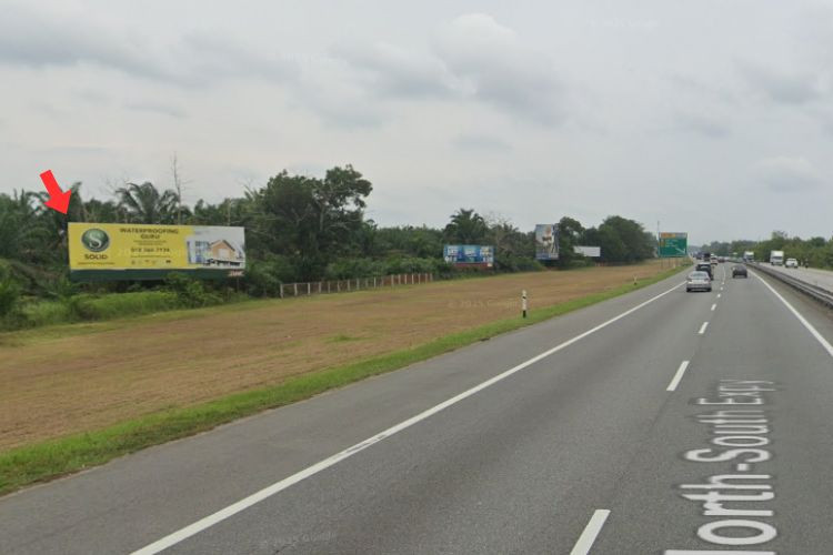 Free Standing Billboard at NSE KM083.2, Ayer Hitam, Johor (Kuala Lumpur towards Interchange Ayer Hitam)