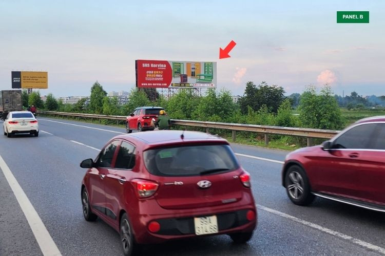 Horizontal Iron frame billboard Billboard at Area along the new National Highway 1, Dai Phuc, Bac Ninh