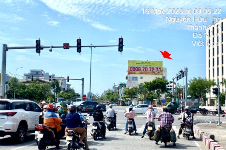 1 Panel Horizontal Wallscape Billboard at 592 Nguyen Huu Tho, Cam Le Ward, Da Nang City