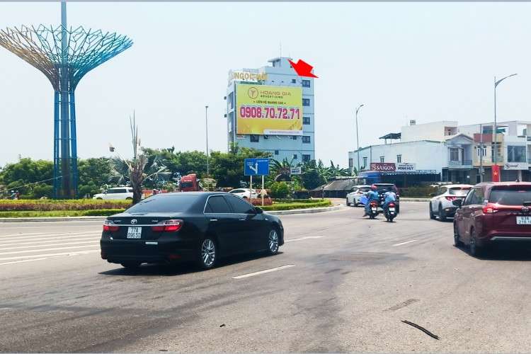 1 Panel Horizontal Wallscape Billboard at 02 Ngoc Hoi, Quy Nho Ward, Gia Lai (Dong Da Roundabout)