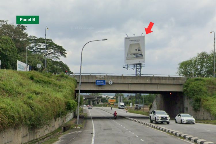 Vertical Unipole Billboard at Jalan Rawang / Jalan Batu Arang, Rawang, Selangor (near KTMB Rawang Station)