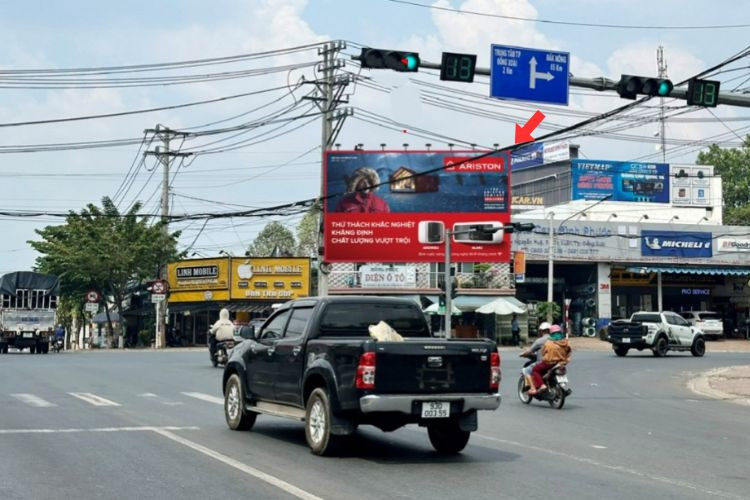 Horizontal Wall-mounted Pano Billboard at 1 Nguyen Hue, Binh Phuoc, Dong Nai
