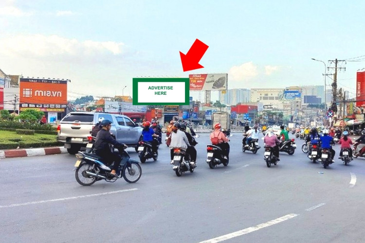 1 Panel Horizontal Wallscape Billboard at Tam Hiep Roundabout, Tam Hiep Ward, Dong Nai