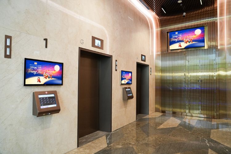 Focus Media LED Screen in tower