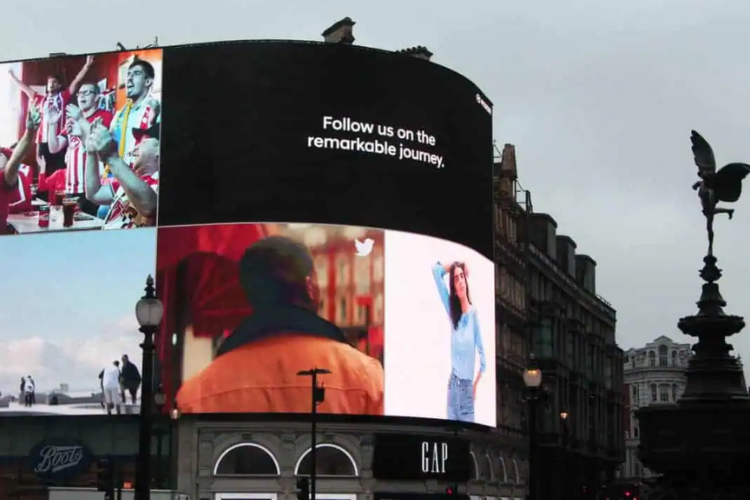 Digital Boosts Outdoor Ads: Are They The Best Combo?