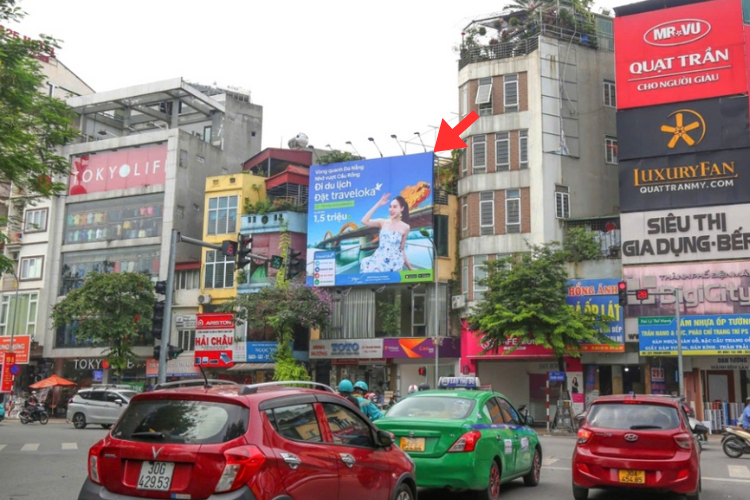 1 Panel Horizontal Wallscape Billboard at 215 Thanh Nhan Street, Bach Mai Ward, Ha Noi City