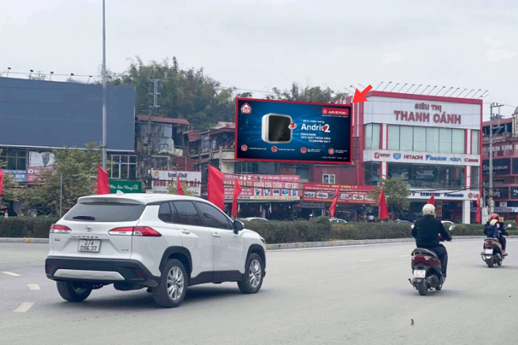 Day view - Horizontal Wallscape Billboard at Kiot 1,2 Cho Trung Tam 1, Dien Bien Phu Ward, Dien Bien