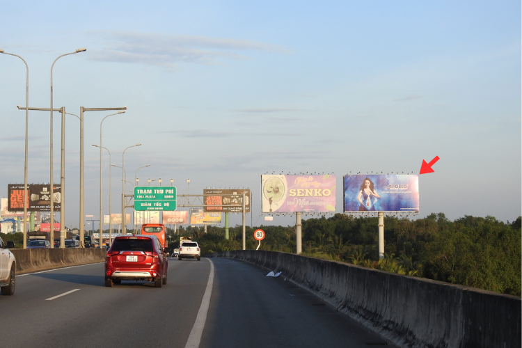 Day view - Horizontal Unipole Billboard at Long Phuoc, Ho Chi Minh City