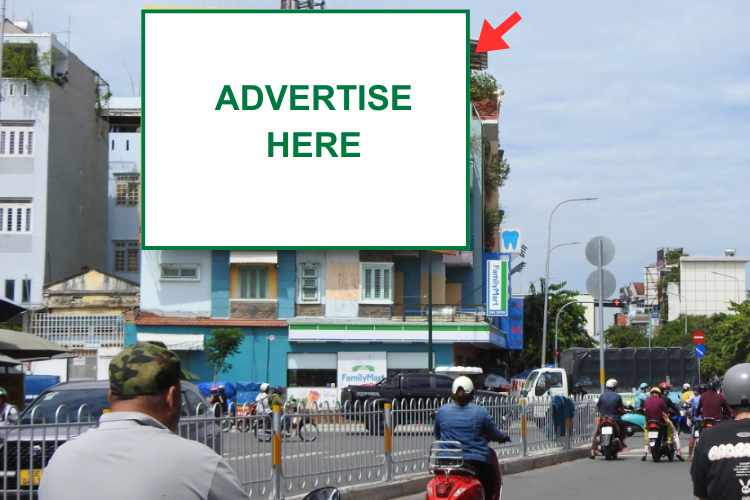 1 Panel Horizontal Wallscape Billboard at 508 Nguyen Thai Son, An Nhon Ward, Ho Chi Minh City (Family Mart)