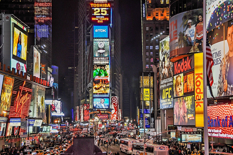 Where to find the best digital billboard advertising services in Ho Chi Minh city?